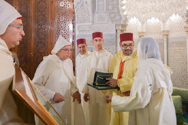 King of Morocco awarding winners of a Quran contest