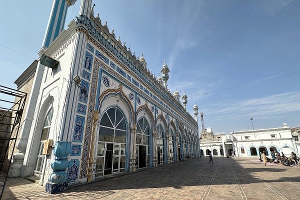 Rawalpindi’ Markazi Jamia Masjid A Central Place of Worship Especially in Ramadan 