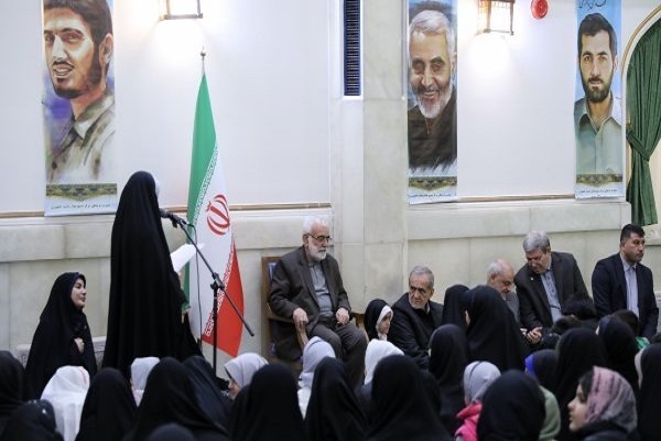 Iranian President Masoud Pezeshkian broke his fast on the first day of Ramadan with a group of orphans on March 2, 2025.