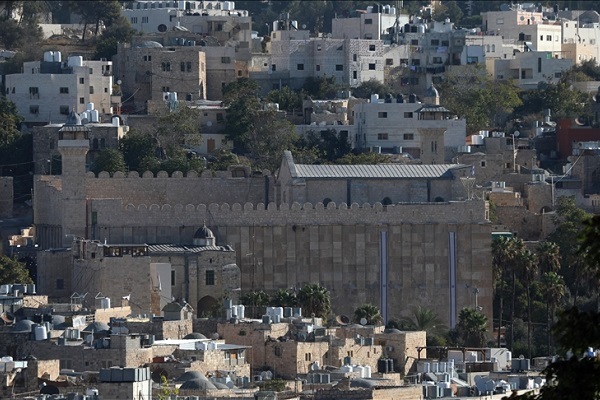 Ibrahimi Mosque Closed to Muslims as Jews Mark Passover