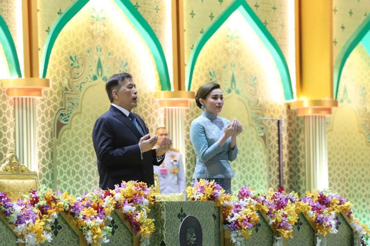 The king and queen of Thailand attending the inauguration of Milad-un-Nabi Celebrations in Bangkok (April 2025)