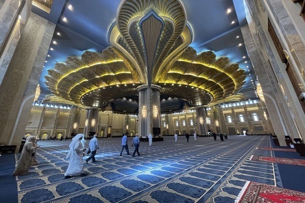 Kuwait Reports Record Number of Conversions to Islam During Ramadan 2025
