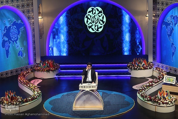 A participant in the 6th International Holy Quran Competition for Muslim Students (April 2018)