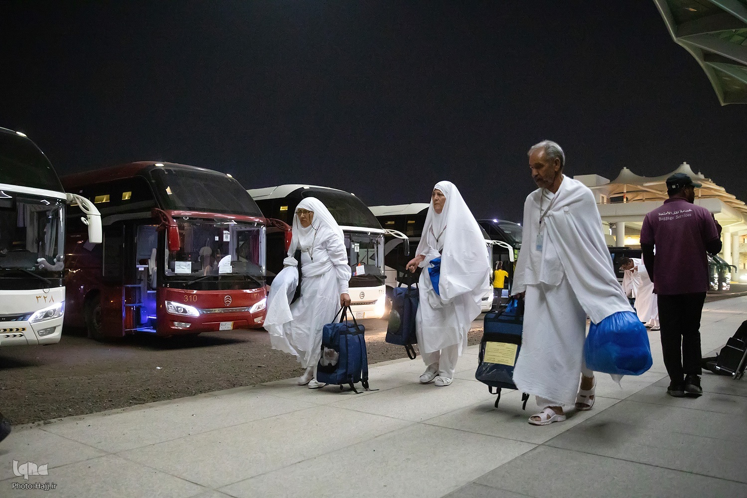 Iran Suspends Hajj Return Flights After Israeli Strikes, Extends Pilgrims’ Stay