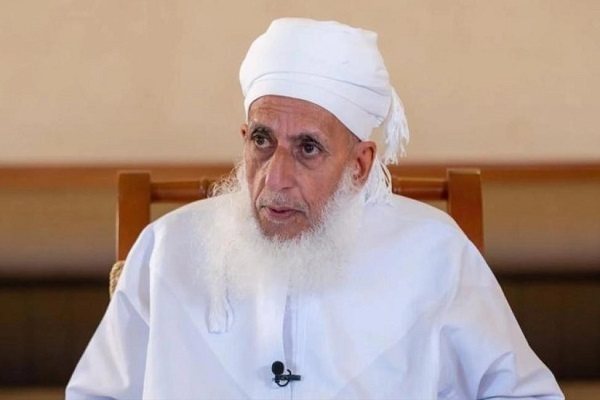 Grand Mufti of Oman Sheikh Ahmed bin Hamad Al Khalili