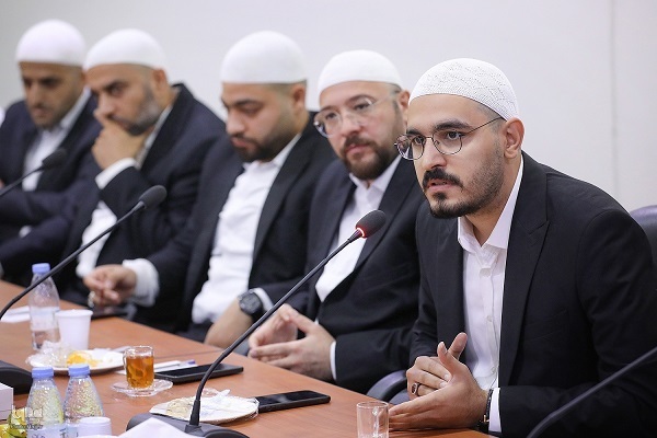 Nearly 1,000 Quranic Programs Held by Iran’s Noor Convoy During Hajj