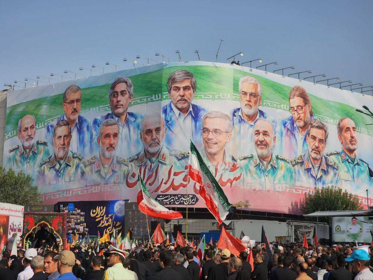 Huge Crowd Attend Funeral Procession for ‘Martyrs of Iran’s Power’ in Tehran