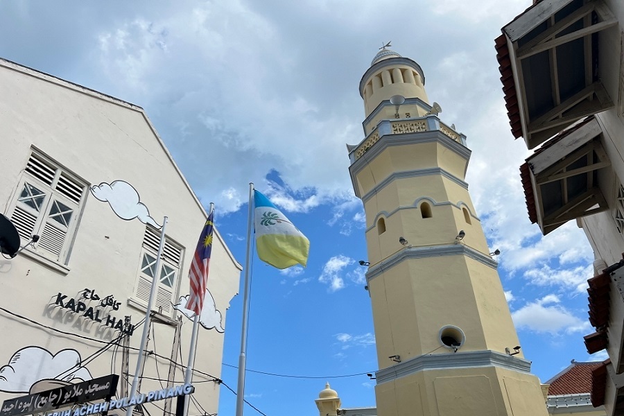 Malaysia: Penang’s Mosque Welcomes All in a Spirit of Cultural Harmony