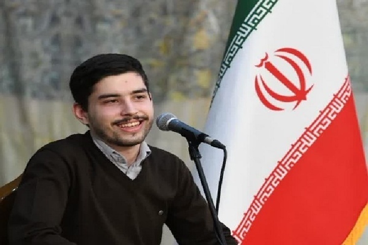Iranian Quran memorizer Mehdi Barandeh
