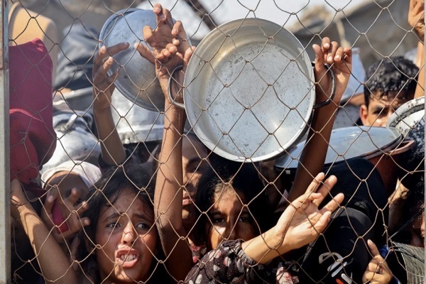 The famine and hunger crisis in the Gaza Strip has worsened with the intensification of the blockade of the strip by the Zionist regime and its prevention of the entry of any humanitarian aid.