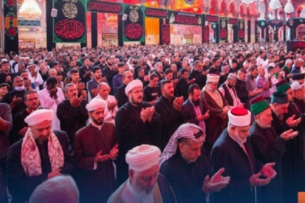 Shia and Sunni scholars prayed together as a show of unity at the holy shrine of Imam Hussein (AS) in Karbala, Iraq, on July 26, 2025.