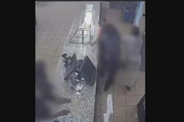 Canada Police Searching for Suspects in Swarming Attack on Muslim Woman 
