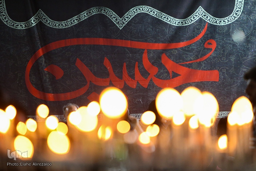 Photos: Tehran Residents Observe Sham-e Ghariban Rituals on Ashura Evening