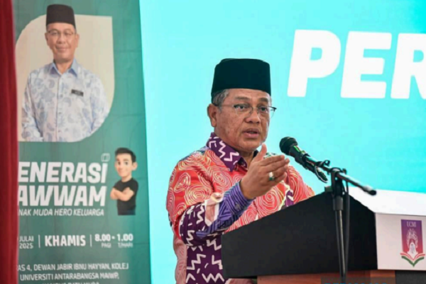 Malaysia Religious Affairs Minister Mohd Na’im Mokhtar