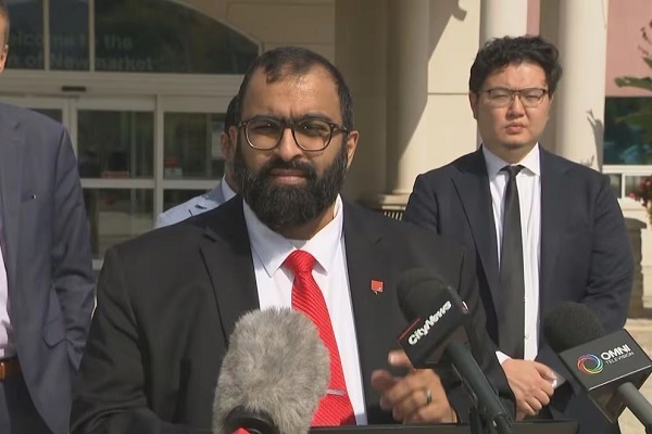 ‘Deeply Disturbing’: Muslim Family Speaks Out After Threats to Blow Up Their Home