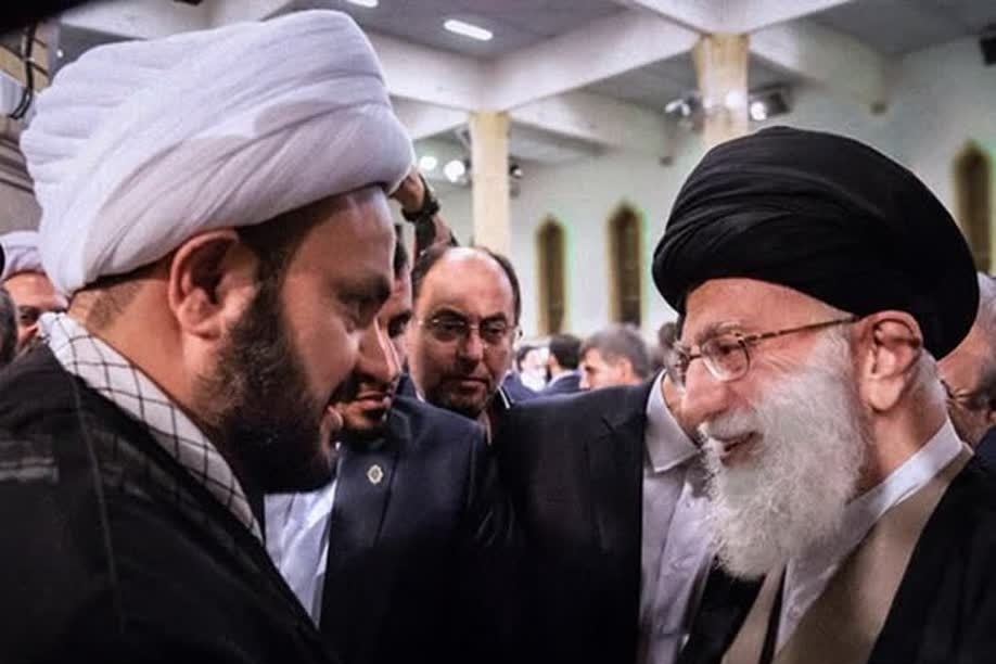 A leader of Iraq’s Nujaba movement meets with Leader of Islamic Revolution Ayatollah Seyed li Khamenei