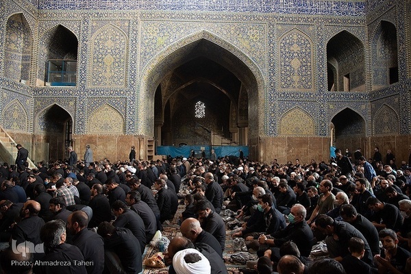 Mourning processions in Imam Khomeini square of Esfahan