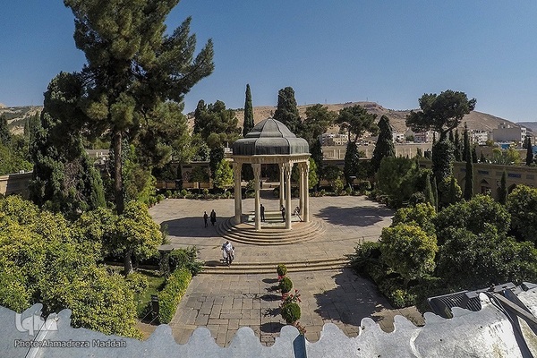 Tomb of Iranian poet Hafez 