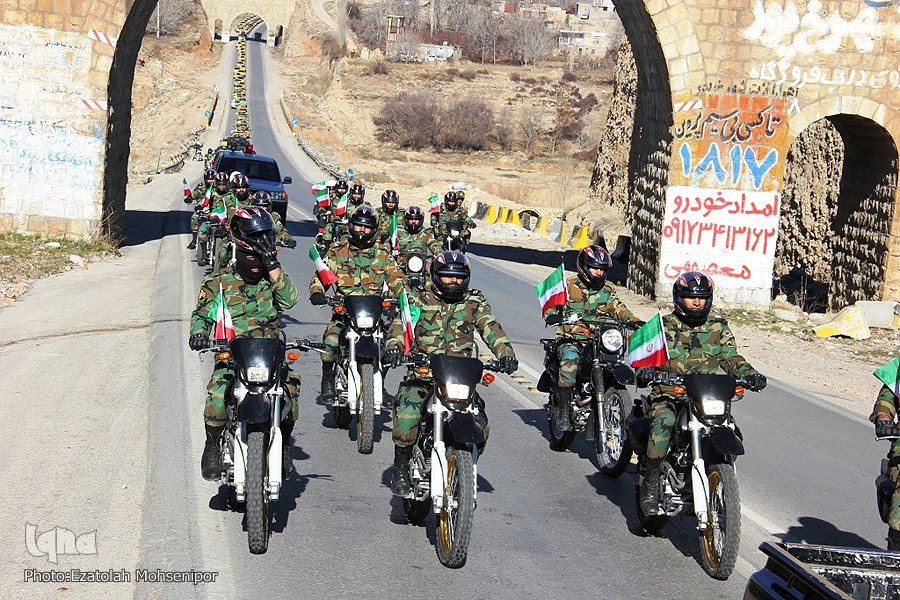 رژه موتوری از فرودگاه یاسوج تا گلزار شهدا