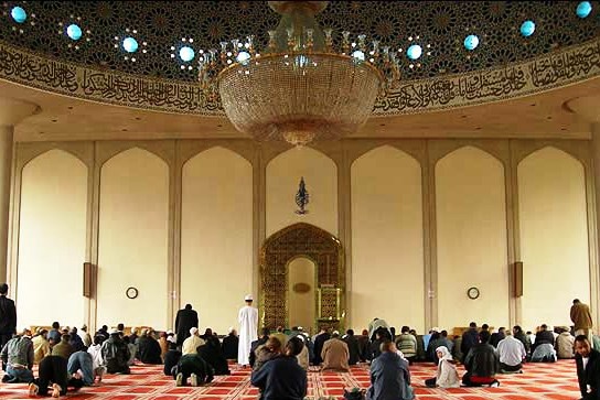 مساجد بریتانیا پذیرای غیرمسلمانان می‌‌شوند
