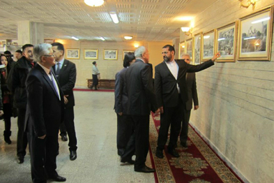 ادیت‌شده// 30 عکس از روند پیروزی انقلاب در نمایشگاه قرقیزستان