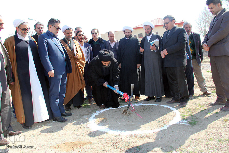 کلنگ زنی مرکز تحقیقات علوم قرآنی دانشگاه محقق اردبیلی