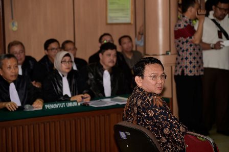 ادامه دادگاه فرماندار جاکارتا به اتهام اهانت به قرآن