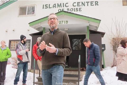 استقبال مسیحیان از نمازگزاران مرکز اسلامی «بویزی» آمریکا