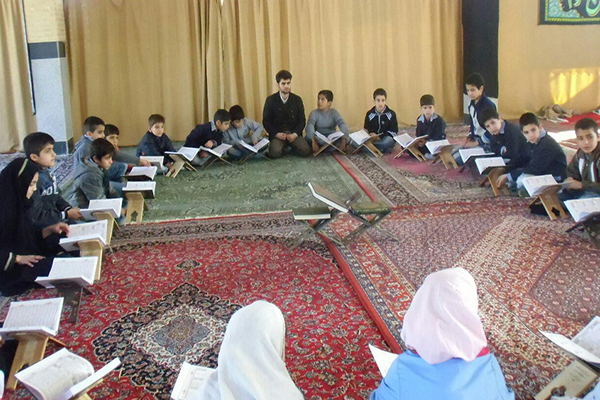 جلسه قرآن نونهالان خانه قرآن ثقلین روستای سیاه بیدسفلی استان کرمانشاه