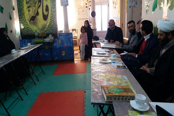 ششمین جلسه مدیران مؤسسات قرآنی شهرستان فردیس برگزار شد ششمین جلسه مدیران مؤسسات قرآنی شهرستان فردیس برگزار شد