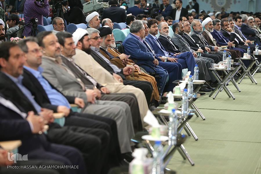 مراسم افتتاحیه سیوسومین دوره مسابقات بینالمللی قرآن برگزار شد مراسم افتتاحیه سیوسومین دوره مسابقات بینالمللی قرآن برگزار شد