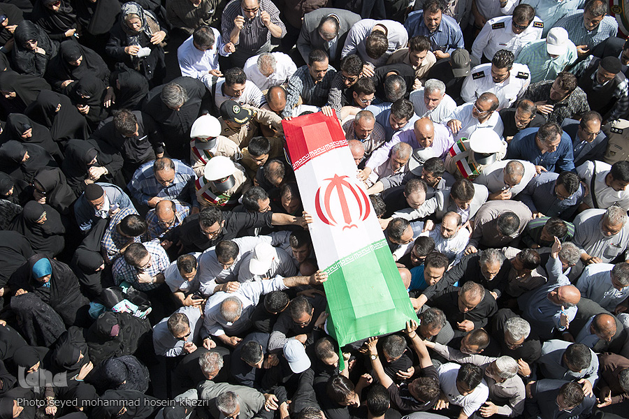 گزارش تصویری/ مراسم تشیع پیکر همسر شهید بابایی در قزوین