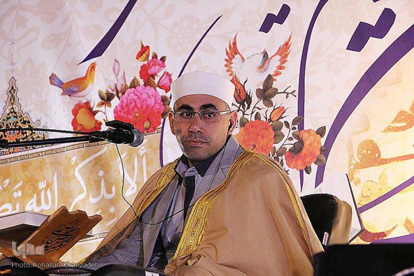 محفل انس با قرآن با حضور قاری مصری در رشت