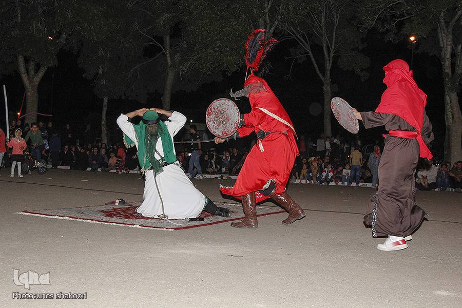 مراسم تعزیه خوانی به مناسبت ایام شهادت مولای متقیان امیر مومنان حضرت علی ابن ابیطالب (ع) . (زنجان)