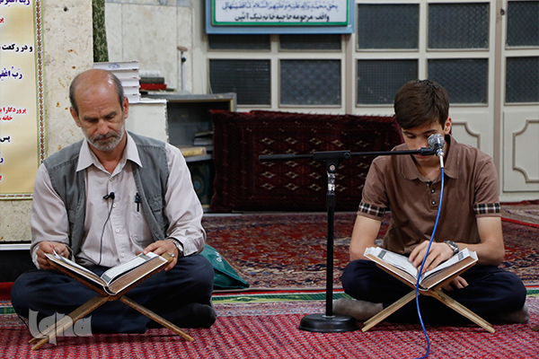 رکوعات قرآن/جلسه قرآن مهجور در مسجدی قدیمی+صوت و عکس