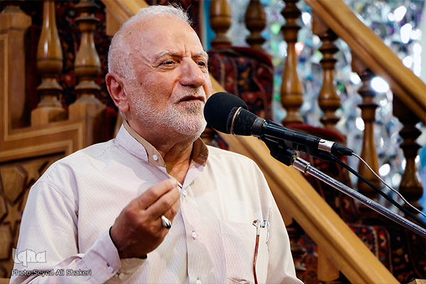 جدیدترین تلاوت سعید طوسی و امین پویا/ اولین سالگرد درگذشت زنده یاد خادم الثقلین «حاج تقی داودی»+صوت و عکس