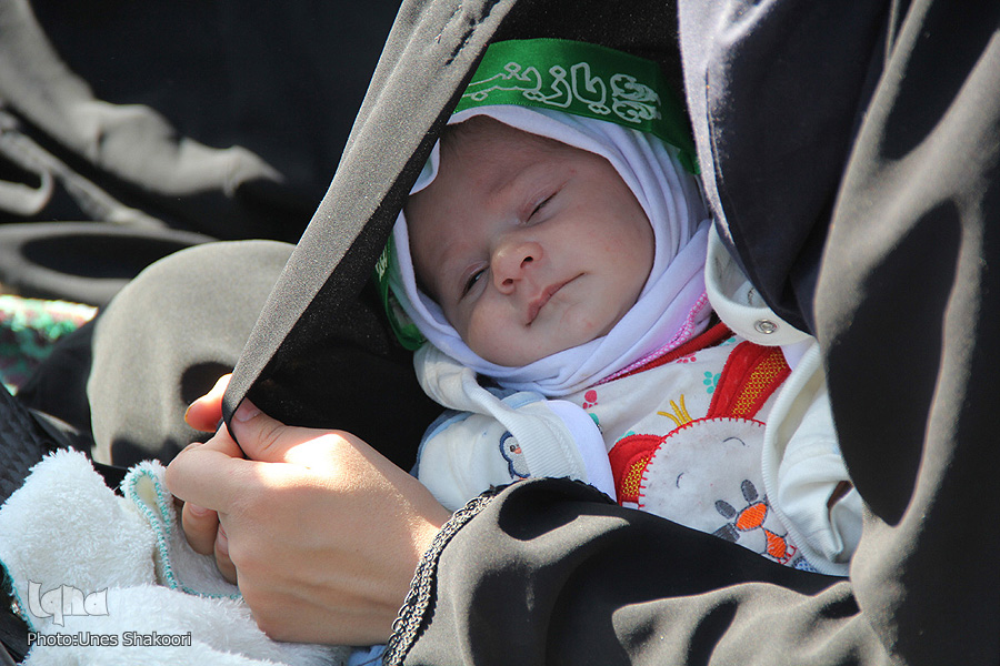 همایش شیرخوارگان حسینی در زنجان