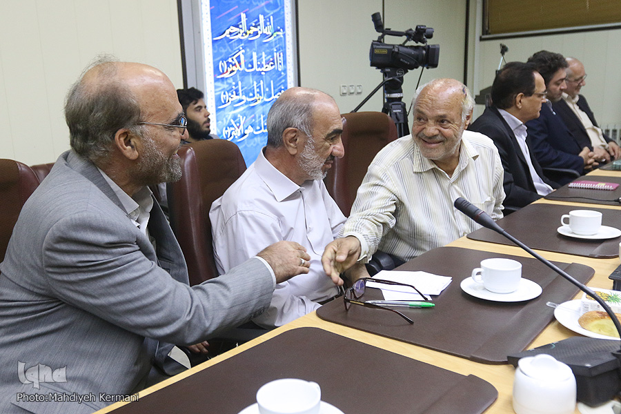 سرگشتگی از شنیدن صدای اذان/ علت بیماری «محمد غفاری» از دیدگاه خود