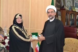 شیرزن عراقی در آرزوی زیارت مشهد + عکس