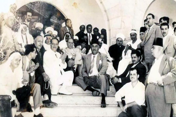 تصویری قدیمی از مصطفی اسماعیل تصویری قدیمی از مصطفی اسماعیل