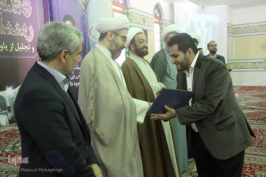 همايش وقف و رسانه و تجليل از ياوران وقف ـ سمنان