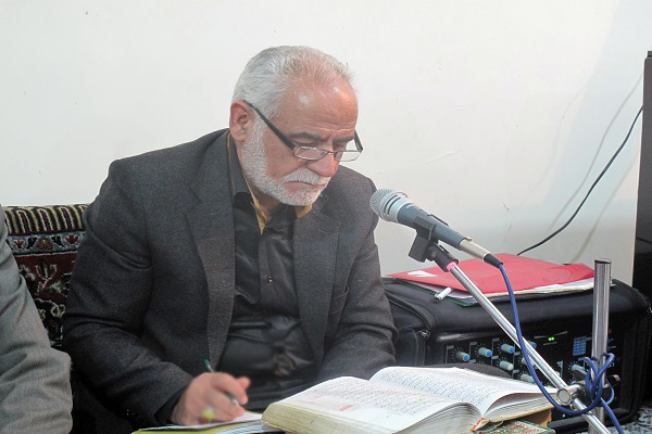 جلسه قرآنی با قدمت سی ساله + عکس