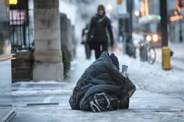 بسته‌ زمستانی سازمان امداد اسلامی کانادا برای بی‌خانمان‌ها / انگلیسی