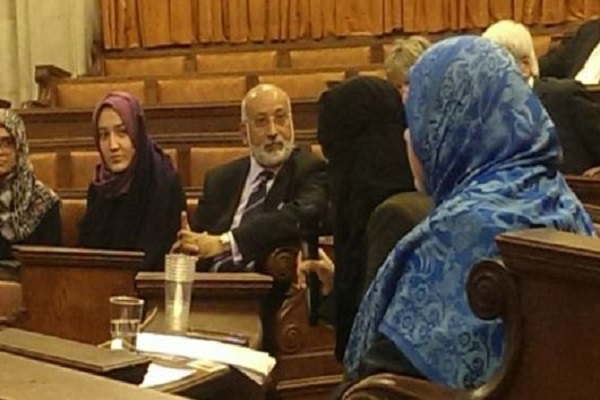 گزارش***زندگی مسلمانان در ولز/ تبعیض و آزار در کنار موفقیت‌ها و افتخار