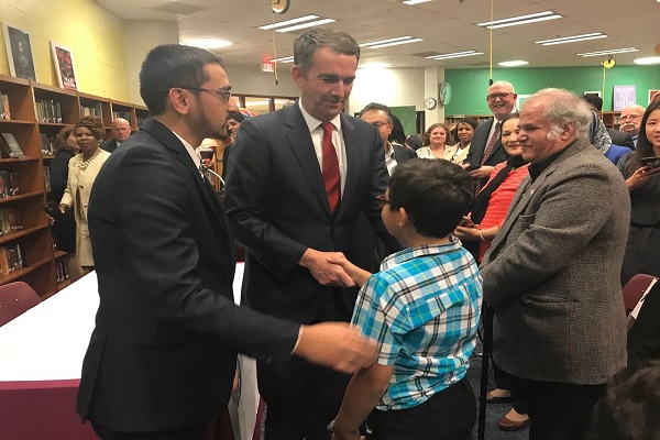 نخستین وزیر مسلمان «آموزش» در کالیفرنیا