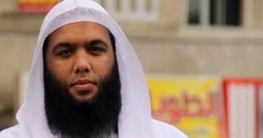 پرچم سیاه افراطگرایان بر جشنهای کریسمس/ قرآن چه میگوید؟ پرچم سیاه افراطگرایان بر جشنهای کریسمس/ قرآن چه میگوید؟