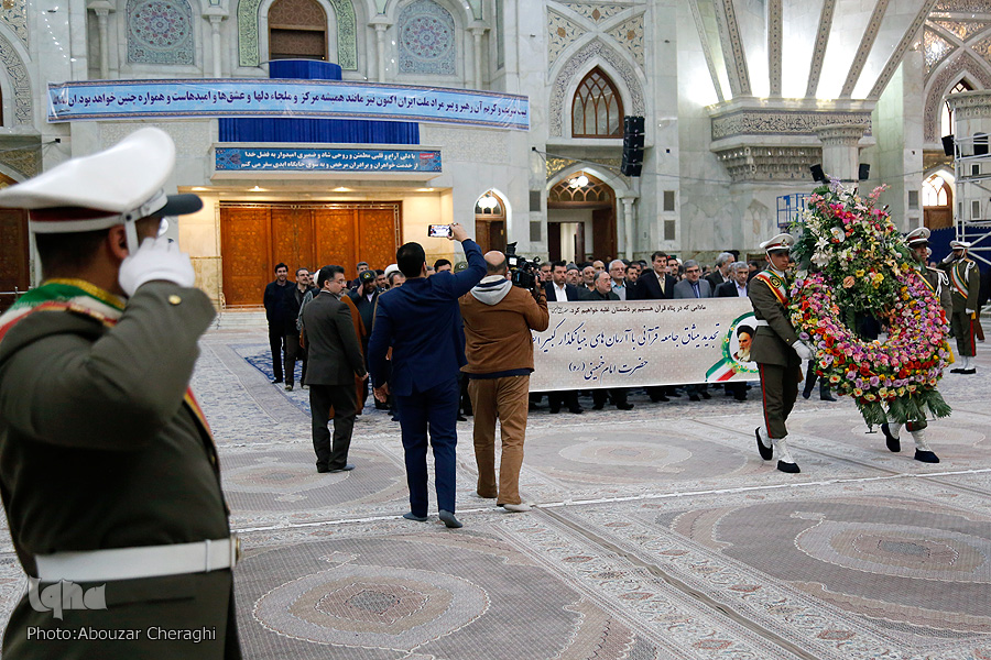 تجدید میثاق قرآنیان با آرمان&zwnj;های امام(ره) و انقلاب + بیانیه و عکس