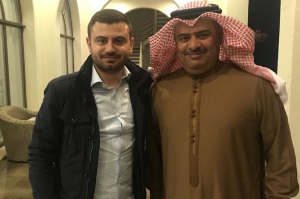 دیدار رئیس امنیت بحرین با روزنامه نگار شیعه ستیز لبنانی