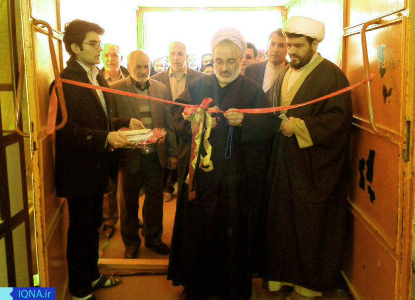 نمایشگاه کتاب جوانههای ظهور افتتاح شد نمایشگاه کتاب جوانههای ظهور افتتاح شد