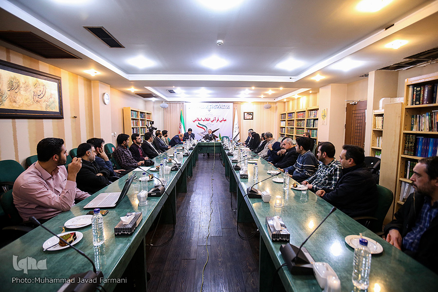 بازخوانی سه مبنای شکل‌گیری انقلاب اسلامی در قرآن